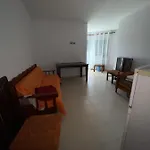 Garden Albania Vandrarhem *