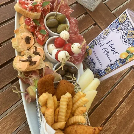 Garden Albania Ostello *